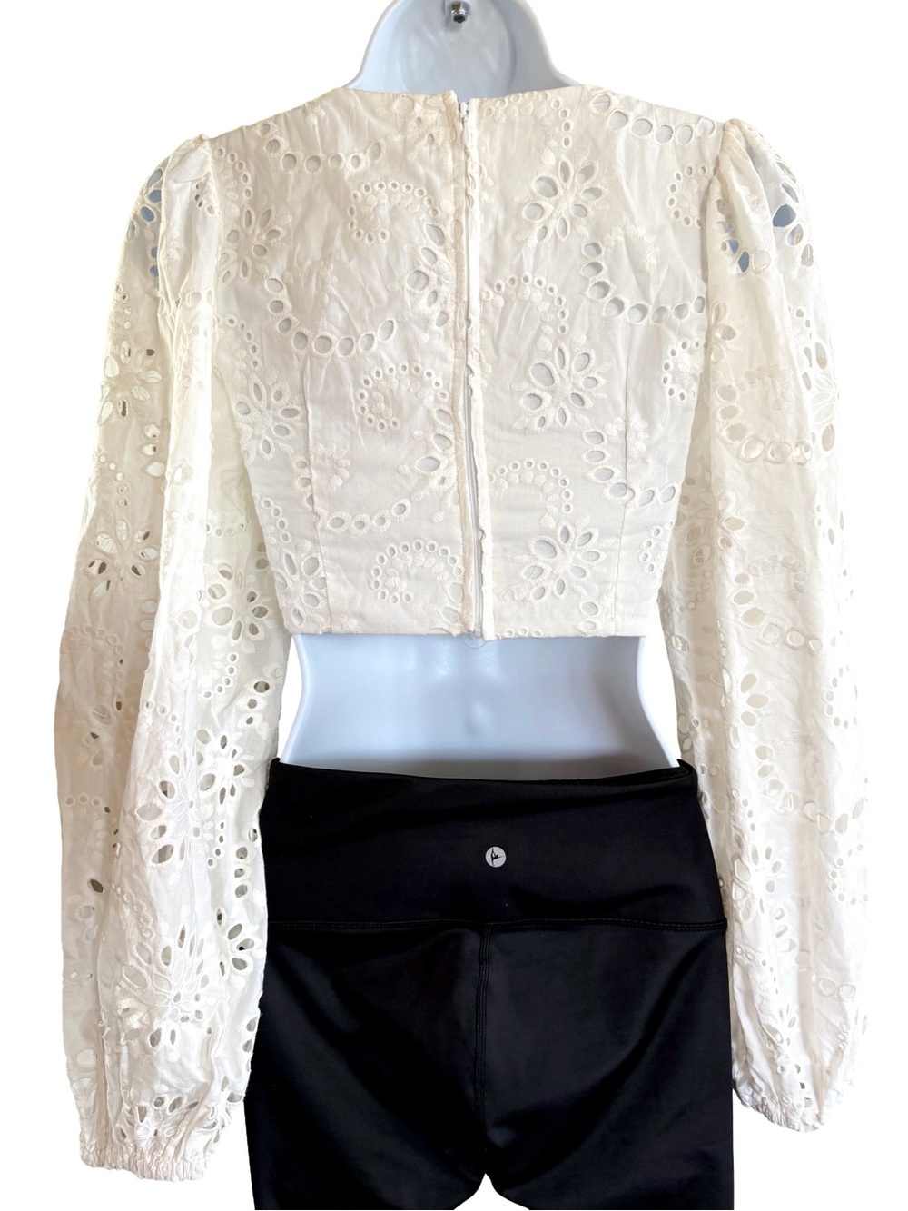 Sabo Luxe Valencia Puff Top XS White Cotton Eyelet Long Sleeve NWT - Picture 4 of 8